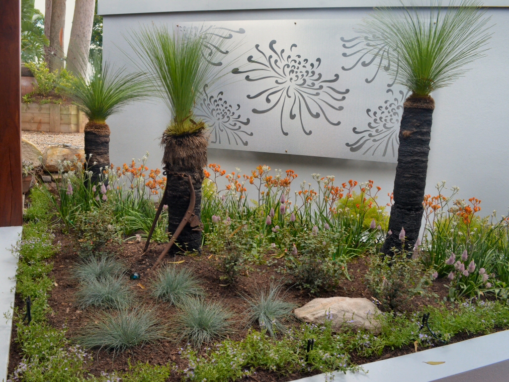 Image of Native plants modern garden idea